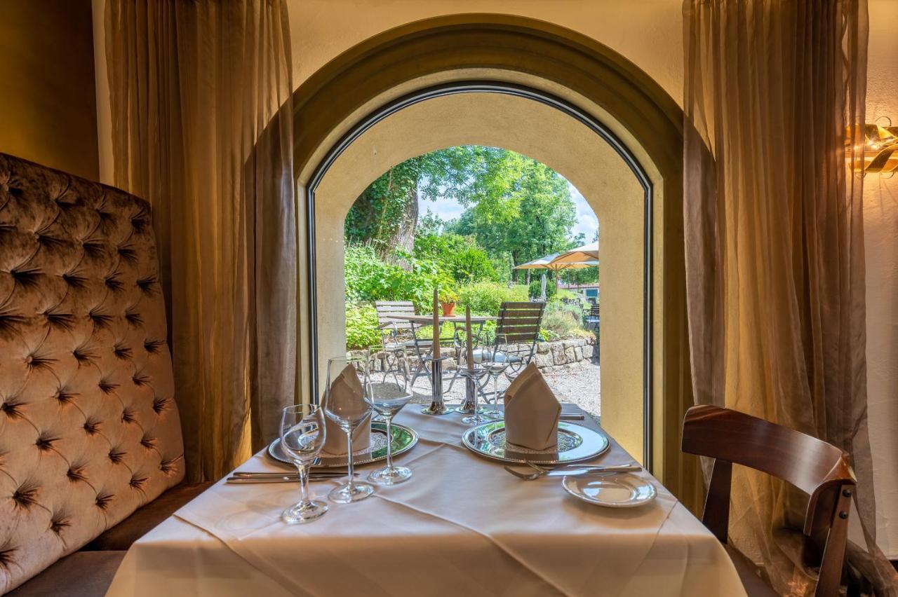Schloss Zu Hopferau Bagian luar foto